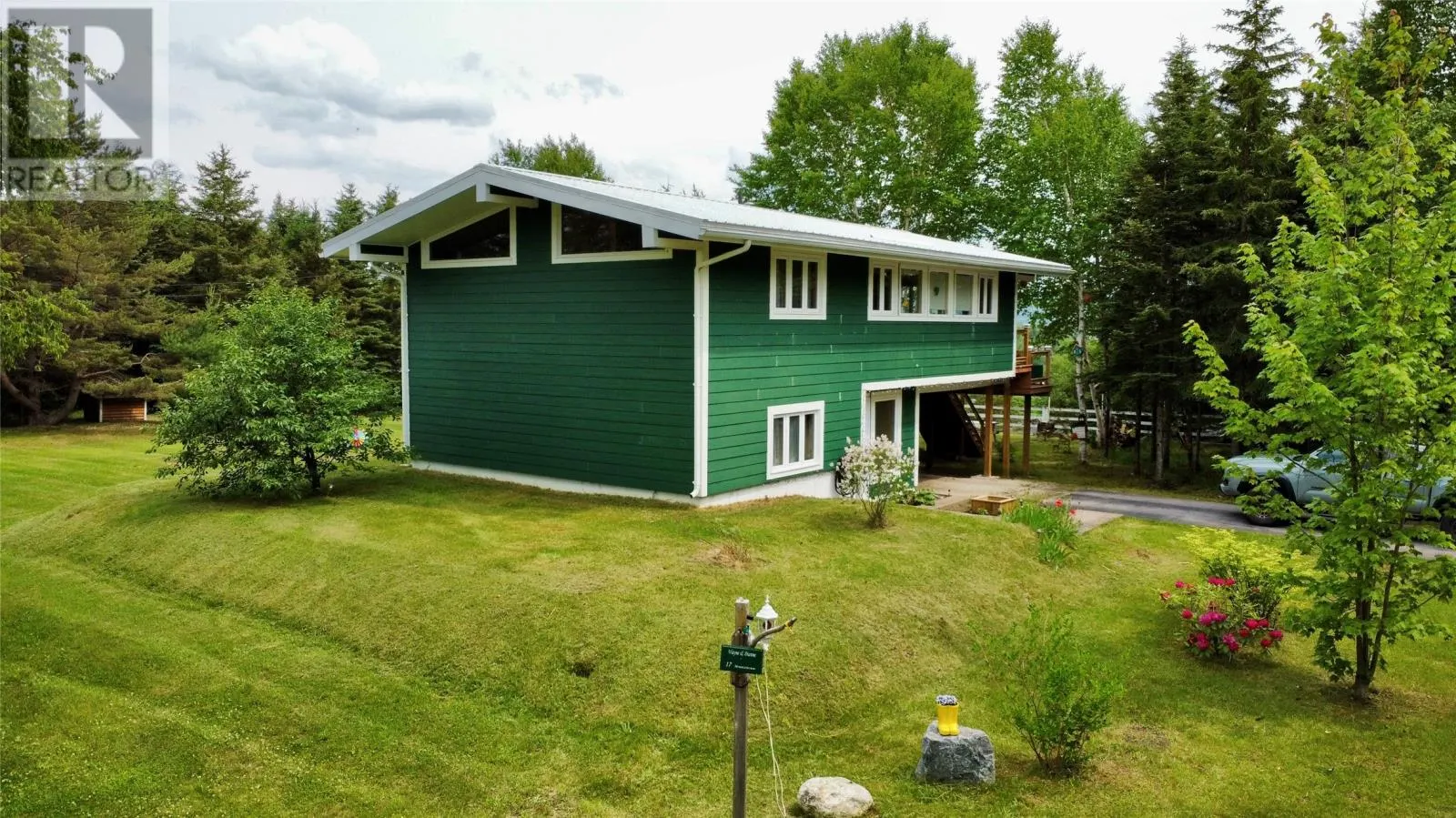 17 Mountainview Place