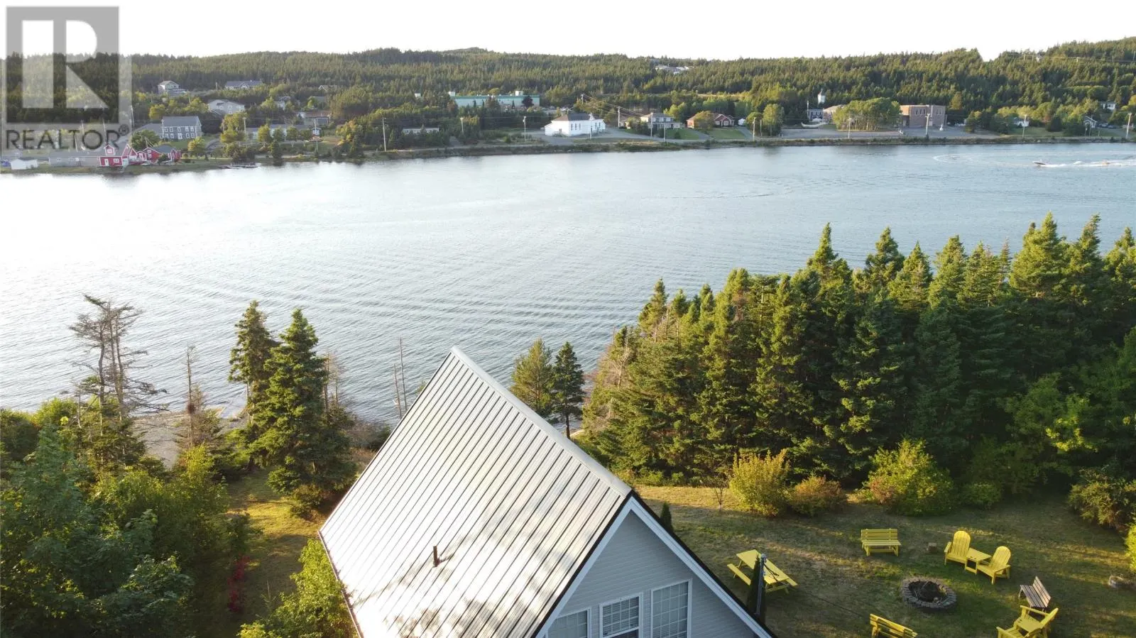 7 Grenfell Drive