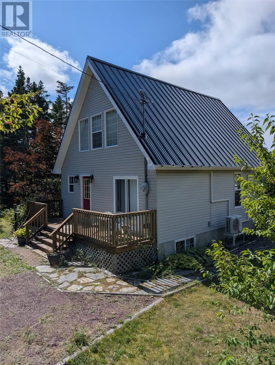 7 Grenfell Drive