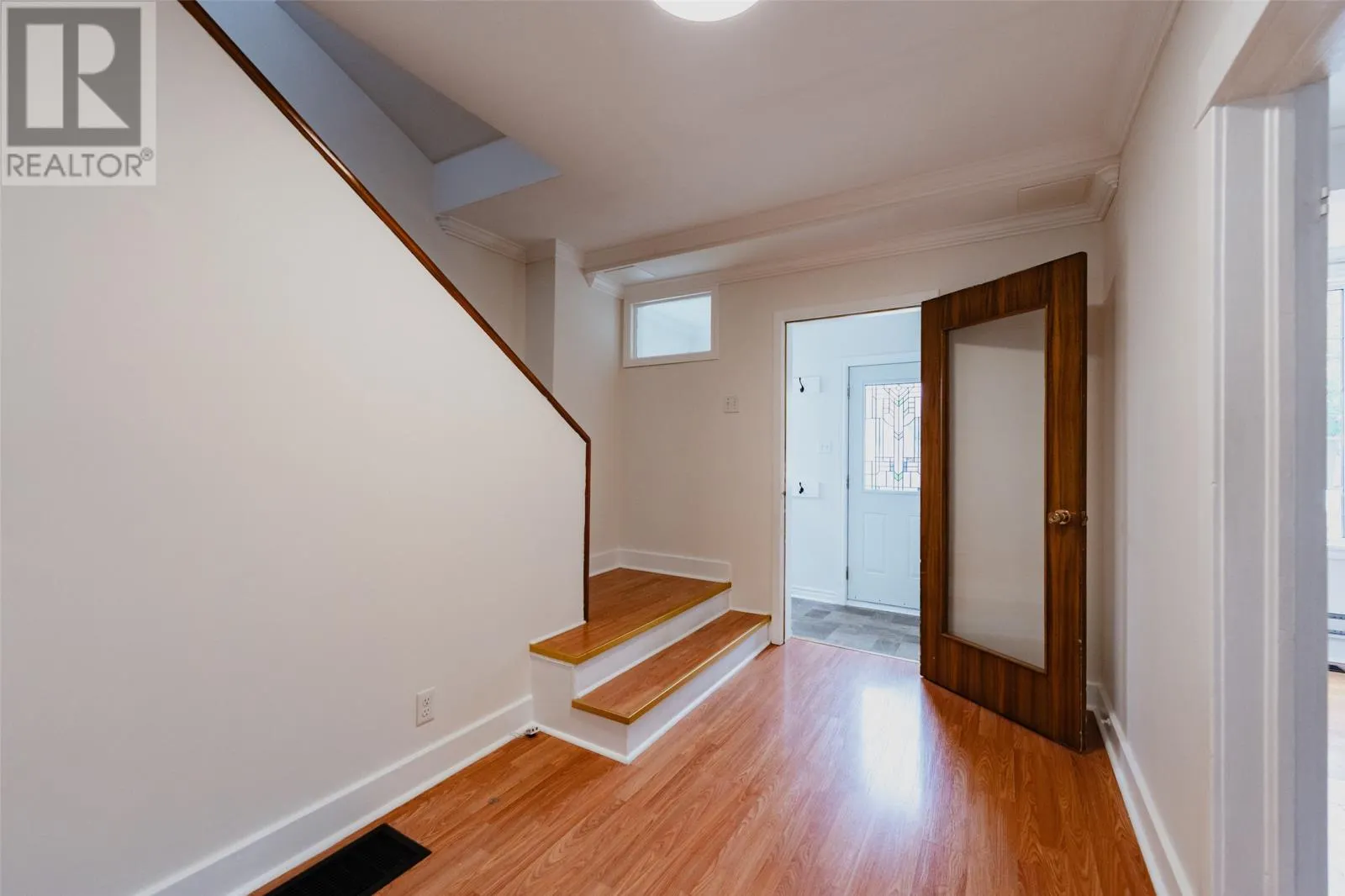 21 Smith Avenue