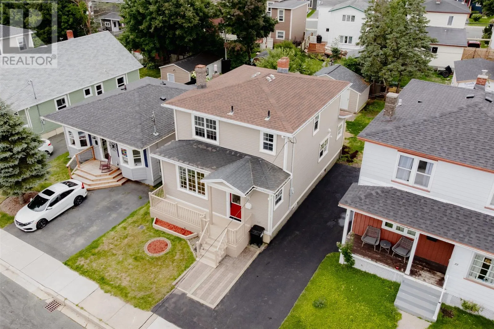 21 Smith Avenue