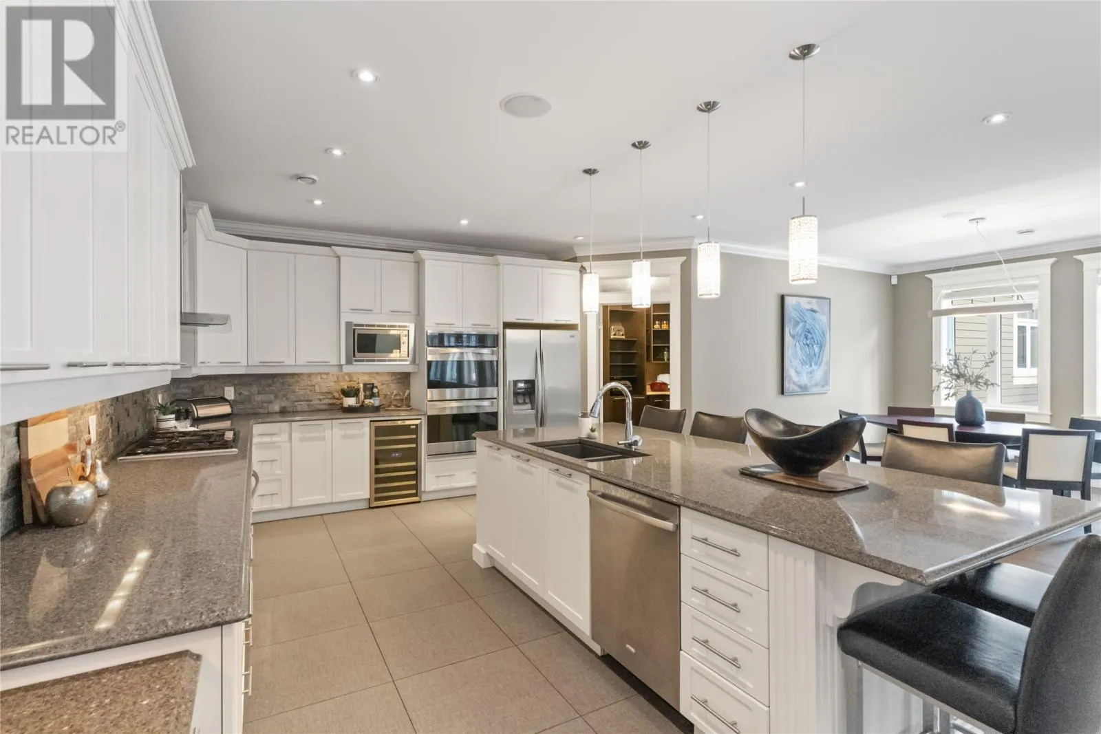 8 Larkspur Lane