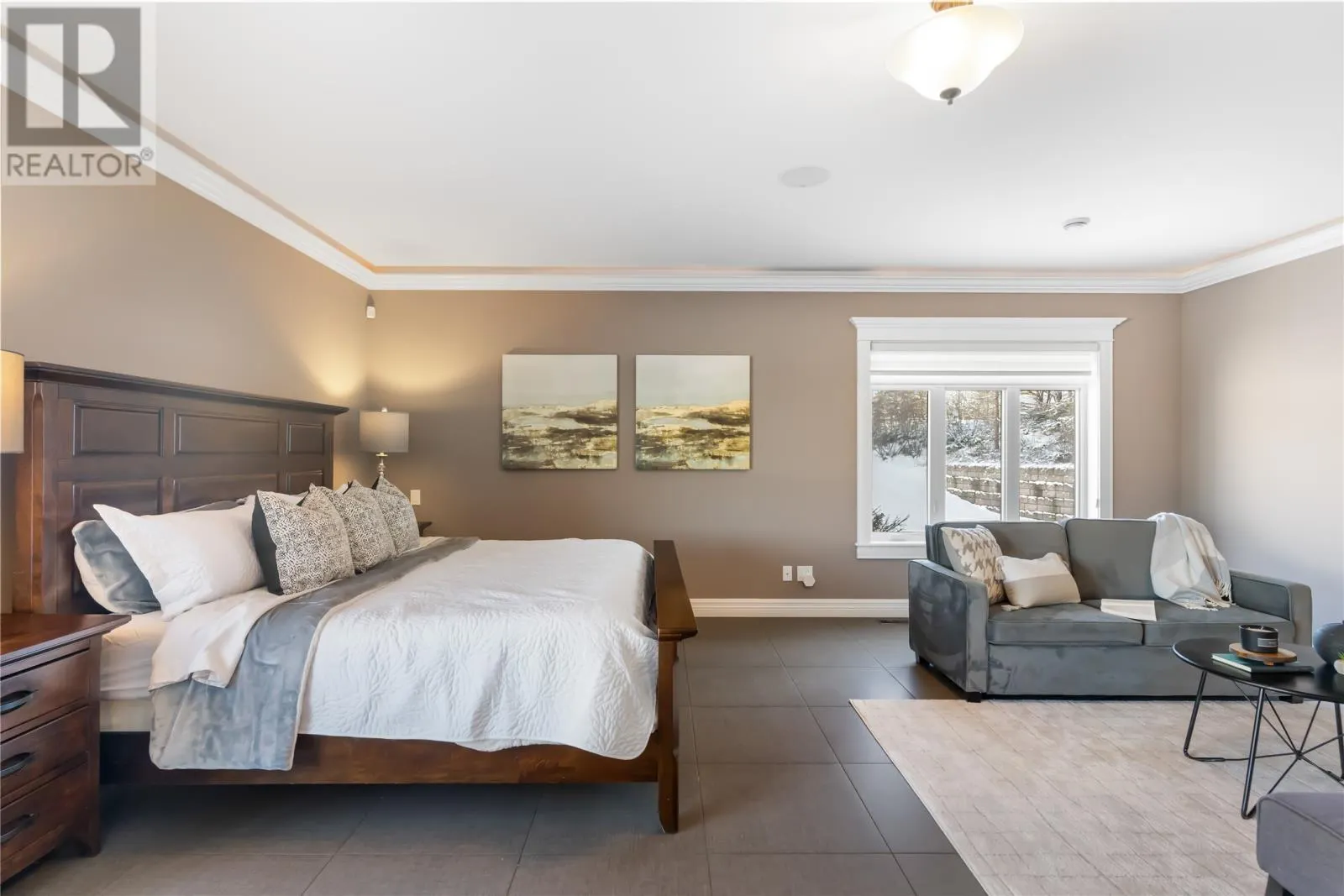 8 Larkspur Lane