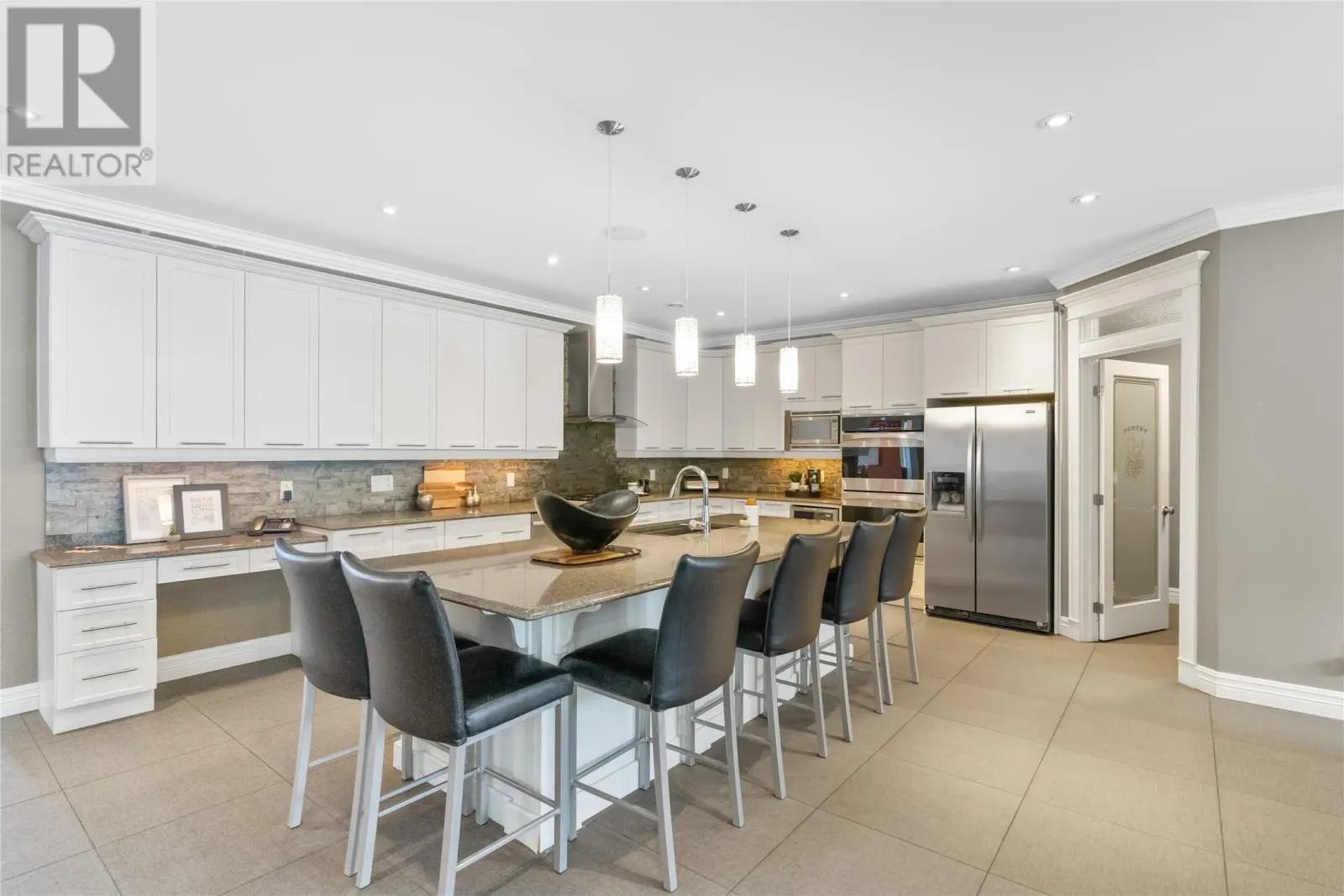 8 Larkspur Lane
