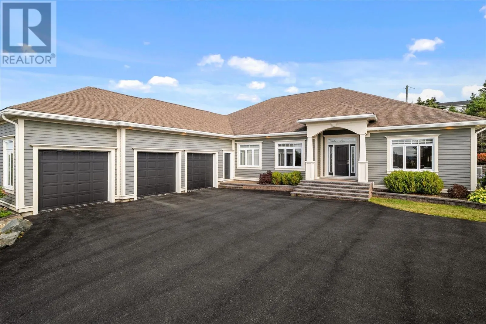 8 Larkspur Lane