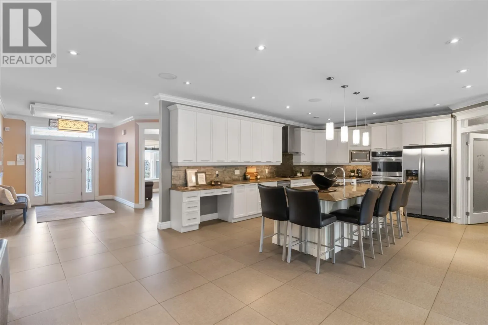 8 Larkspur Lane