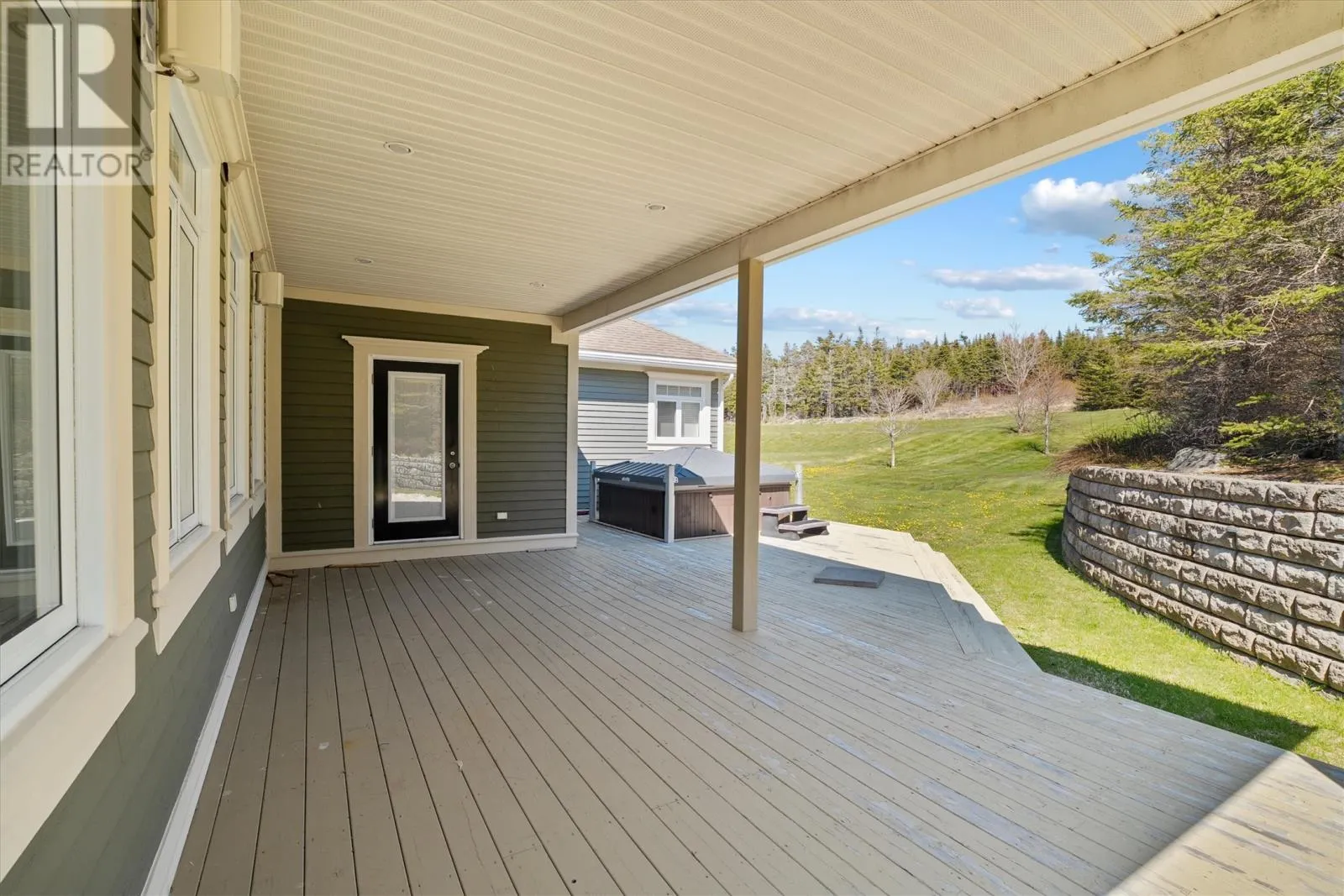 8 Larkspur Lane