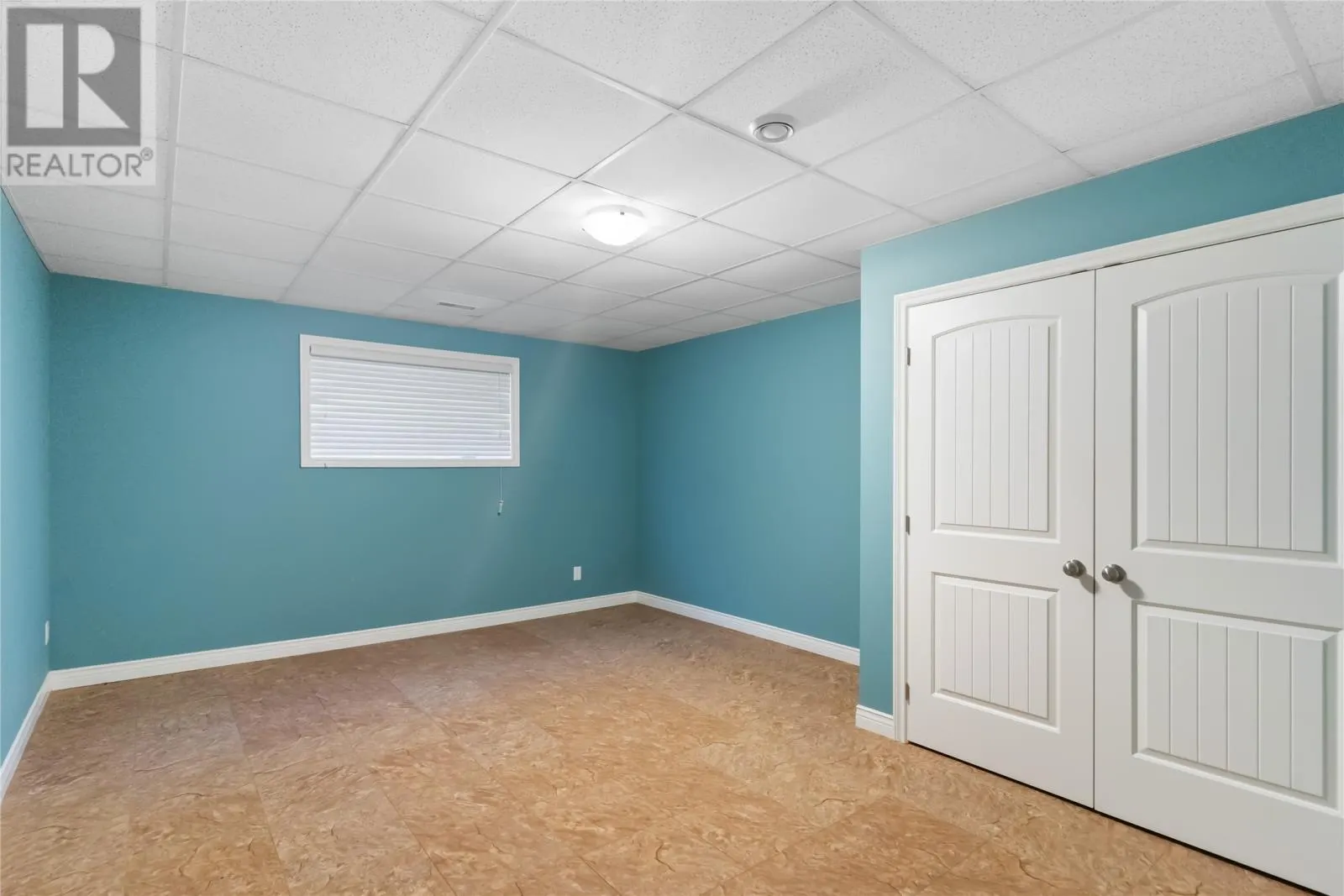 8 Larkspur Lane