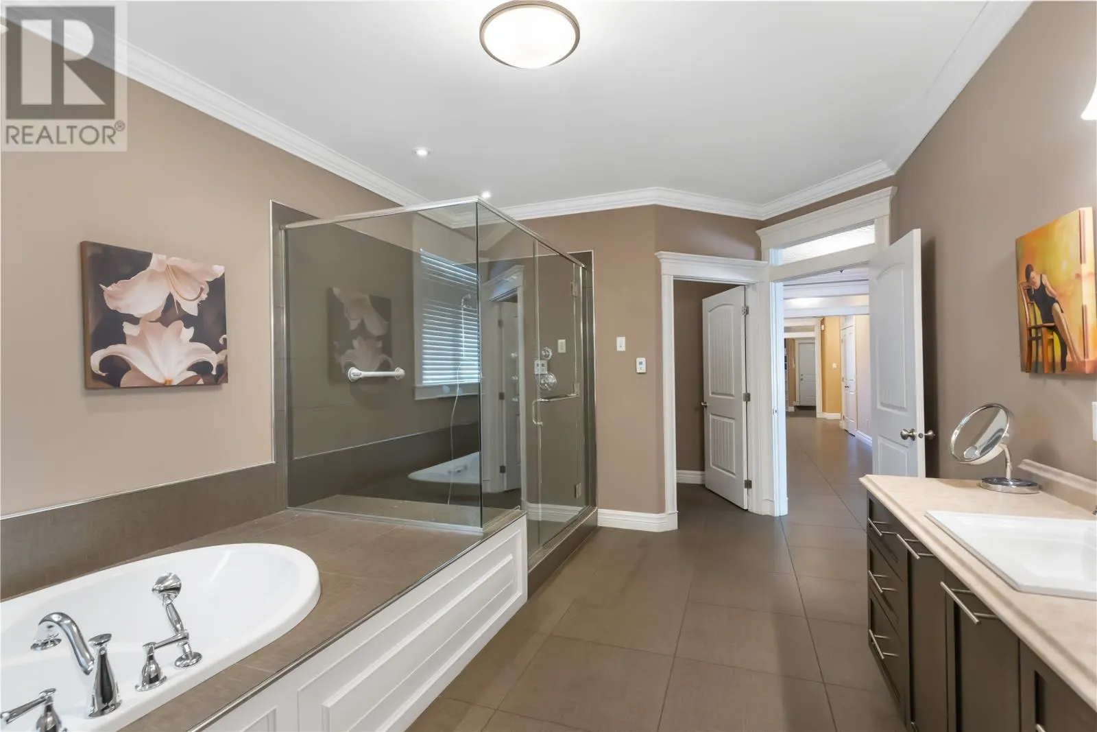 8 Larkspur Lane