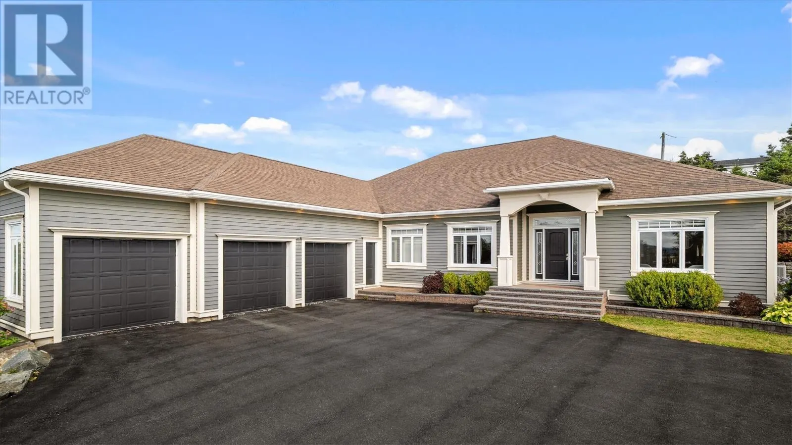 8 Larkspur Lane