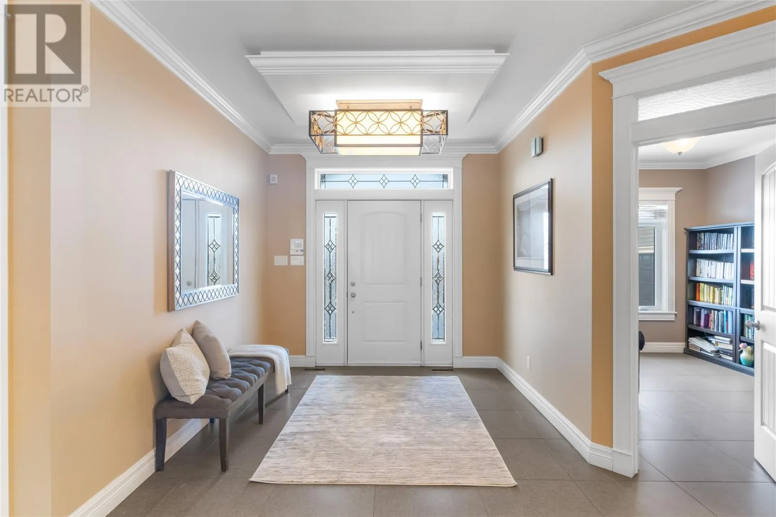8 Larkspur Lane