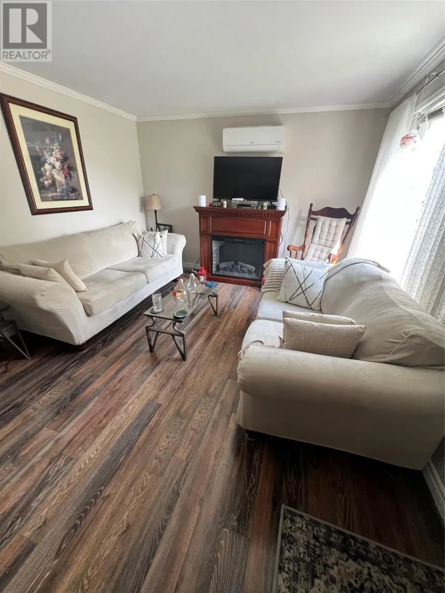 3 Paynes Road