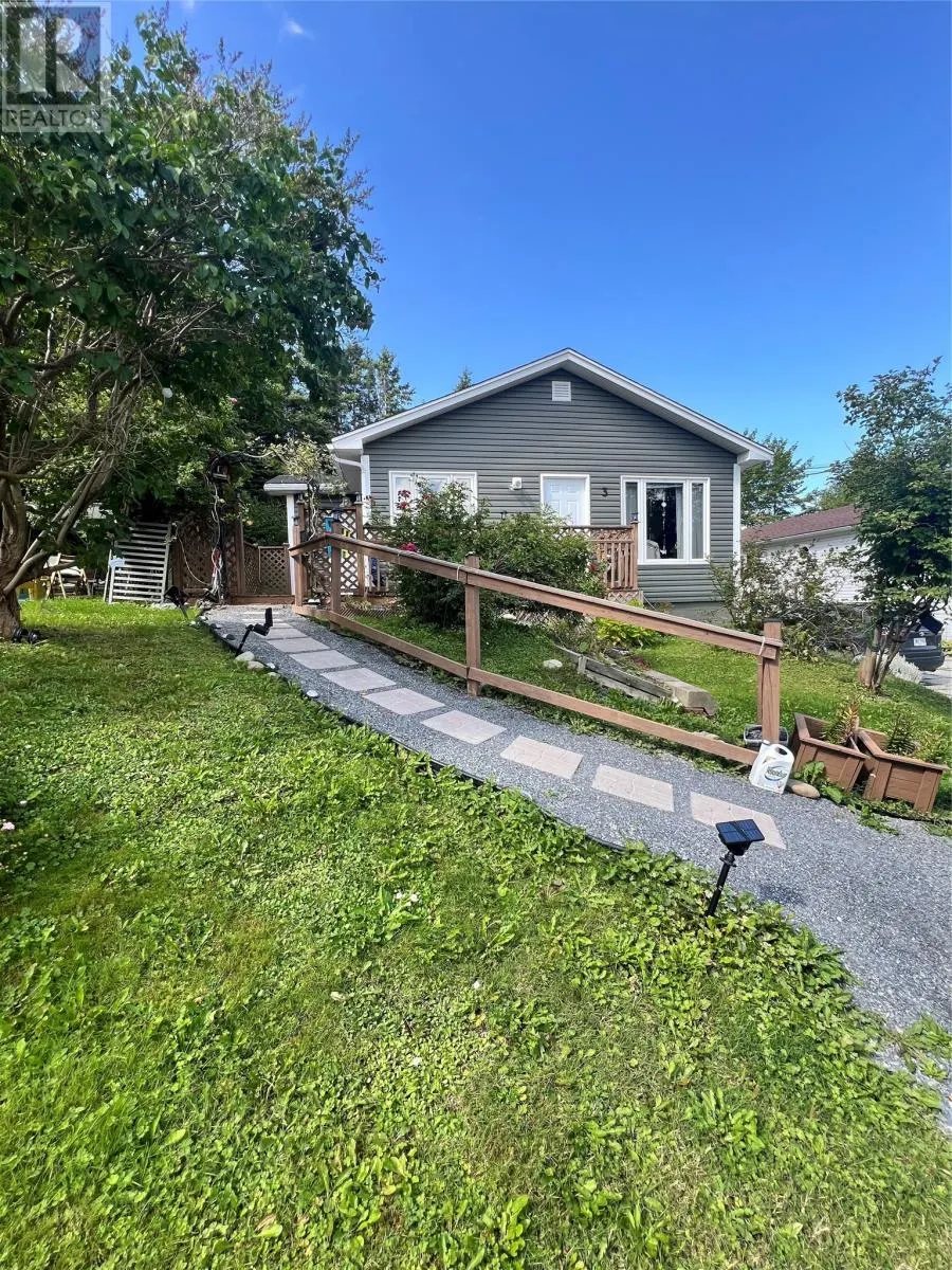 3 Paynes Road