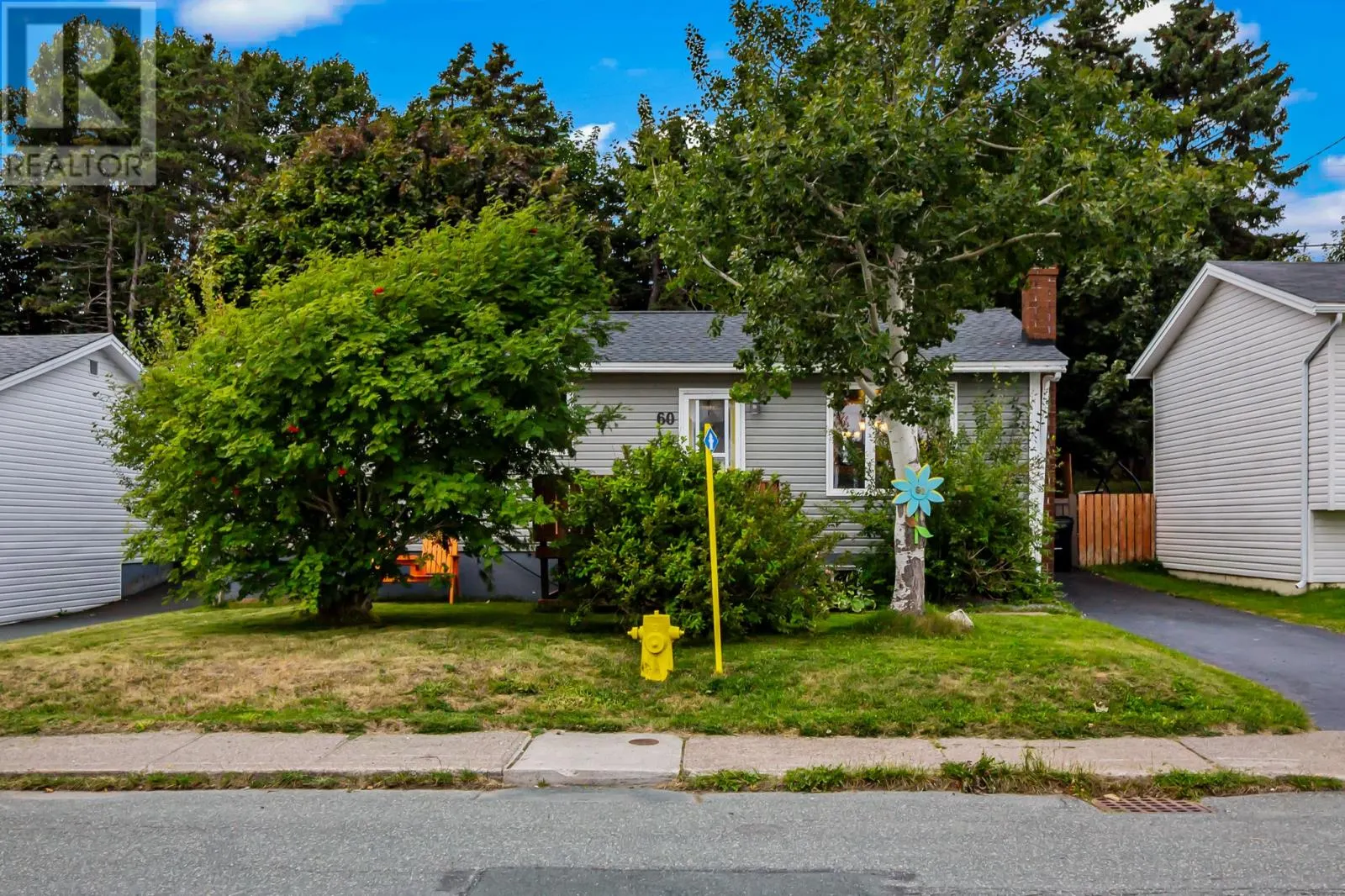 60 Della Drive