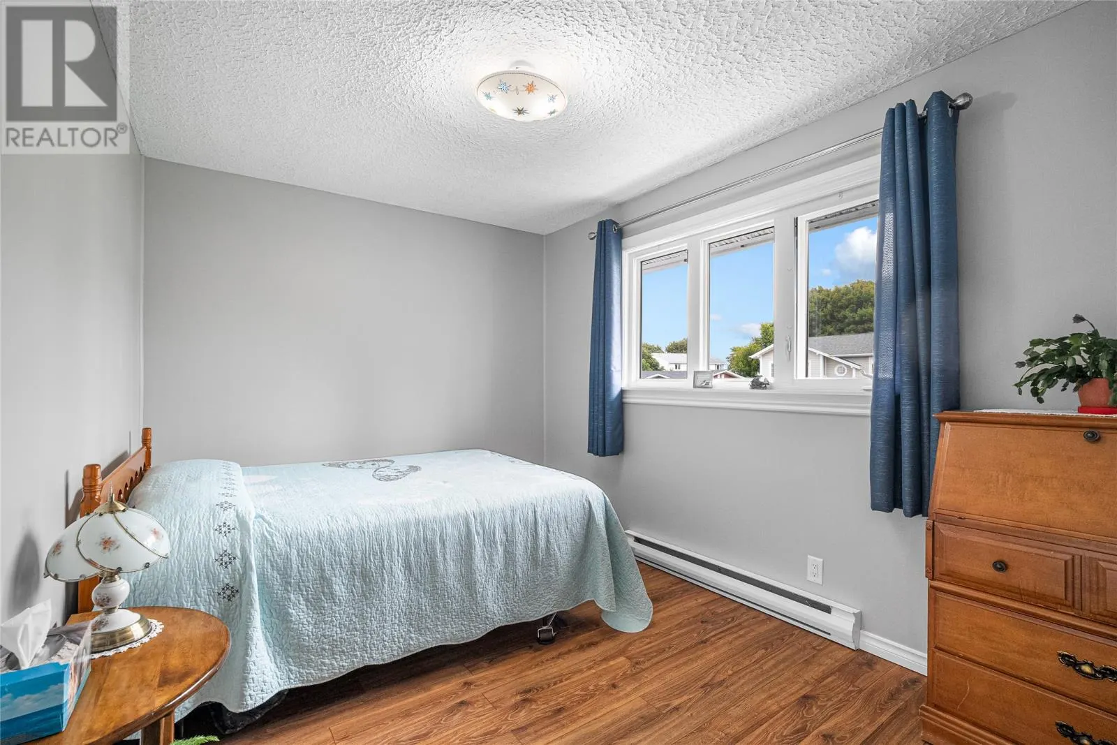 26 Tweedsmuir Place