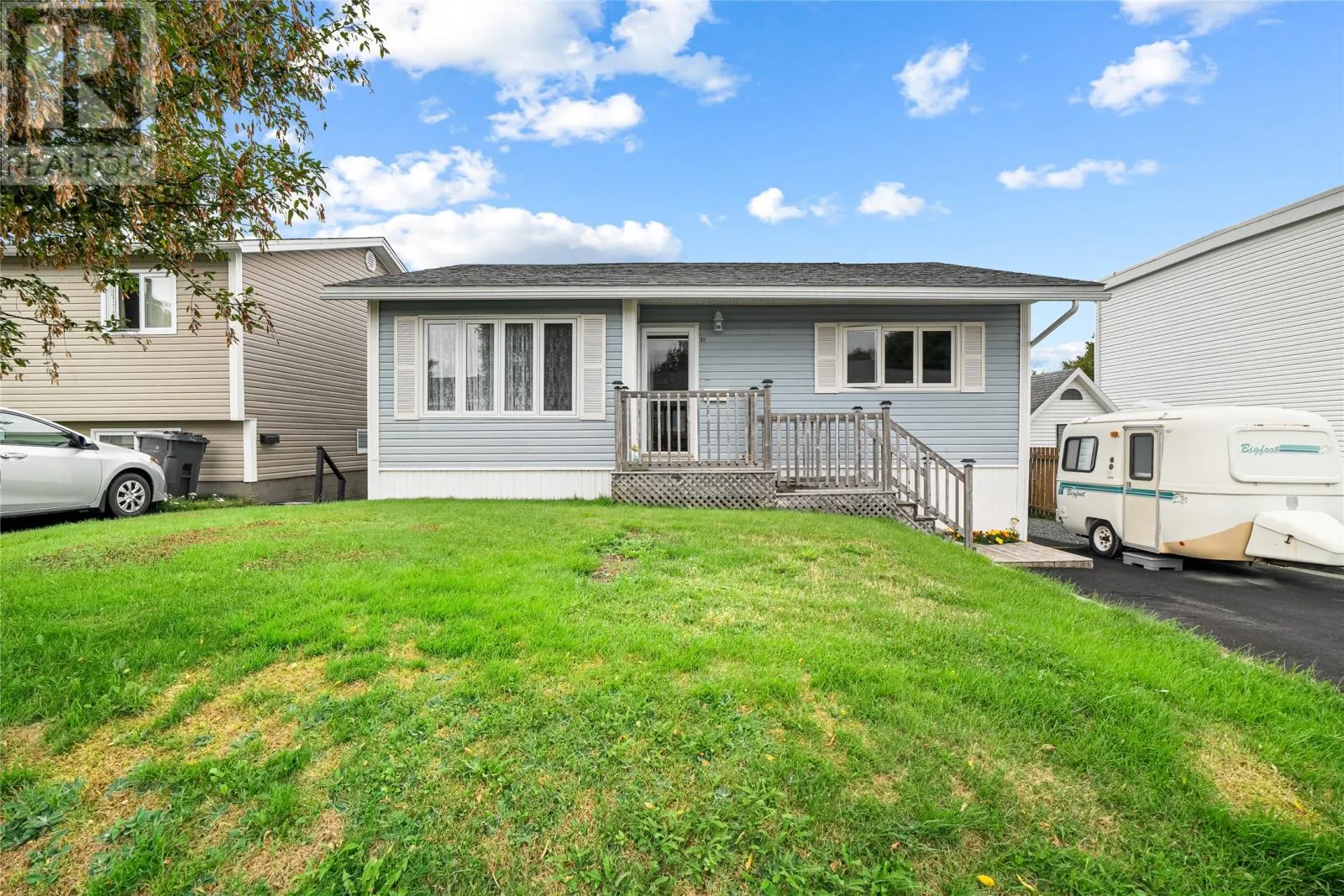 26 Tweedsmuir Place