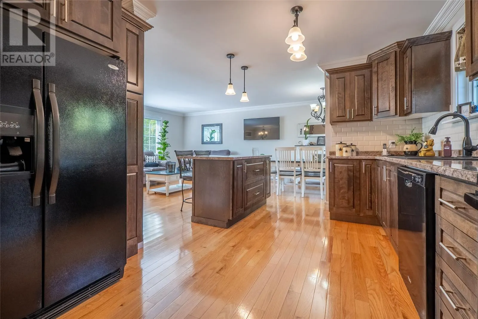 5-7 Bayview Heights