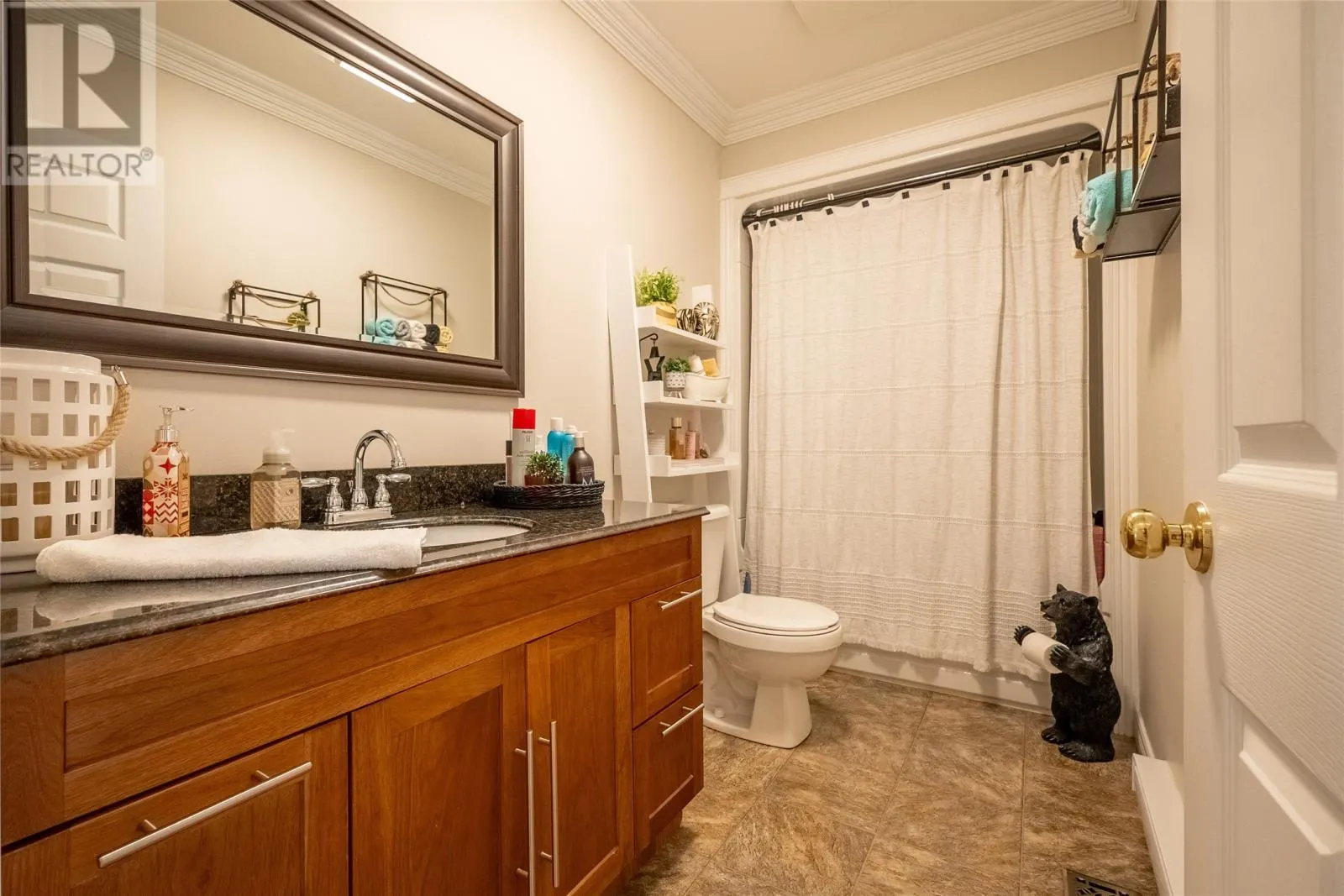 5-7 Bayview Heights