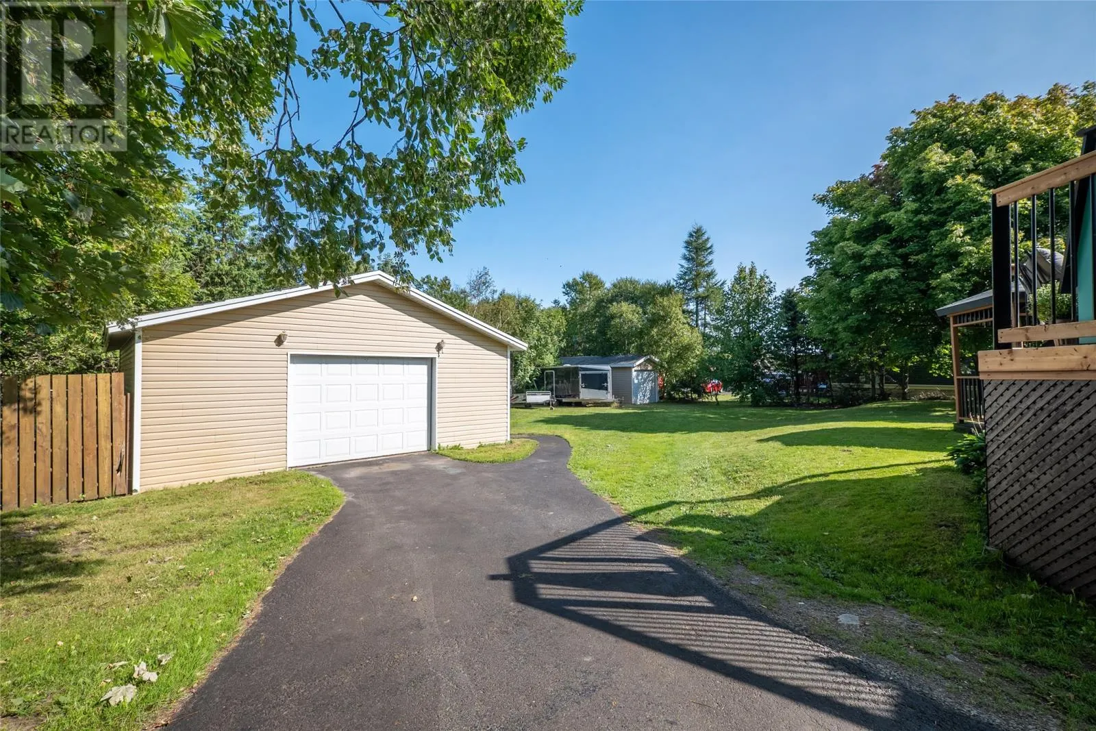 5-7 Bayview Heights