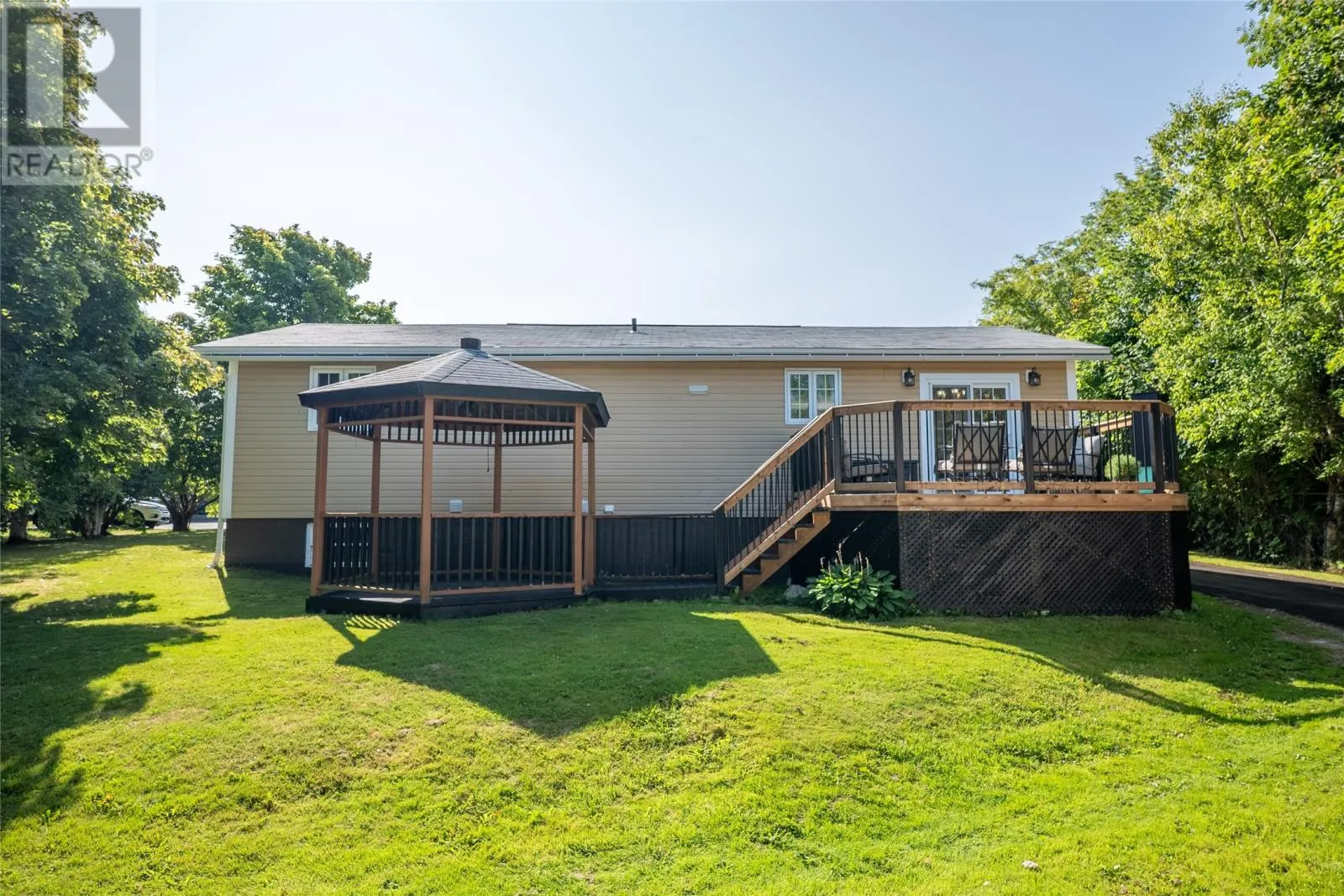 5-7 Bayview Heights