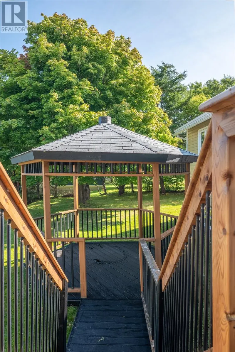 5-7 Bayview Heights