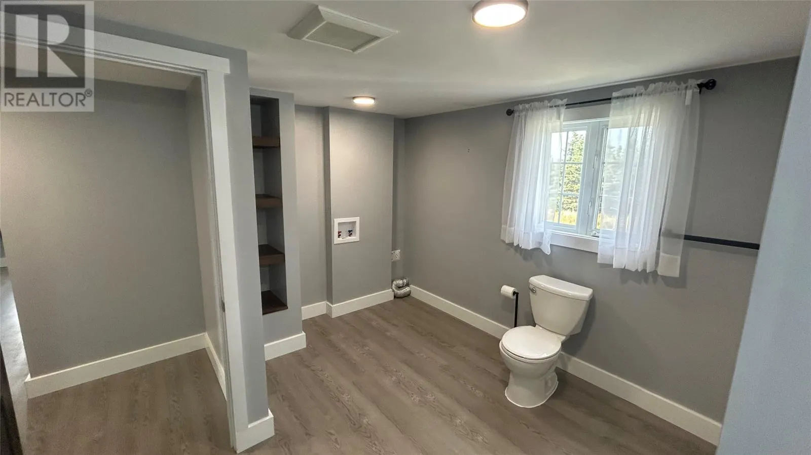 4 Spruce Drive