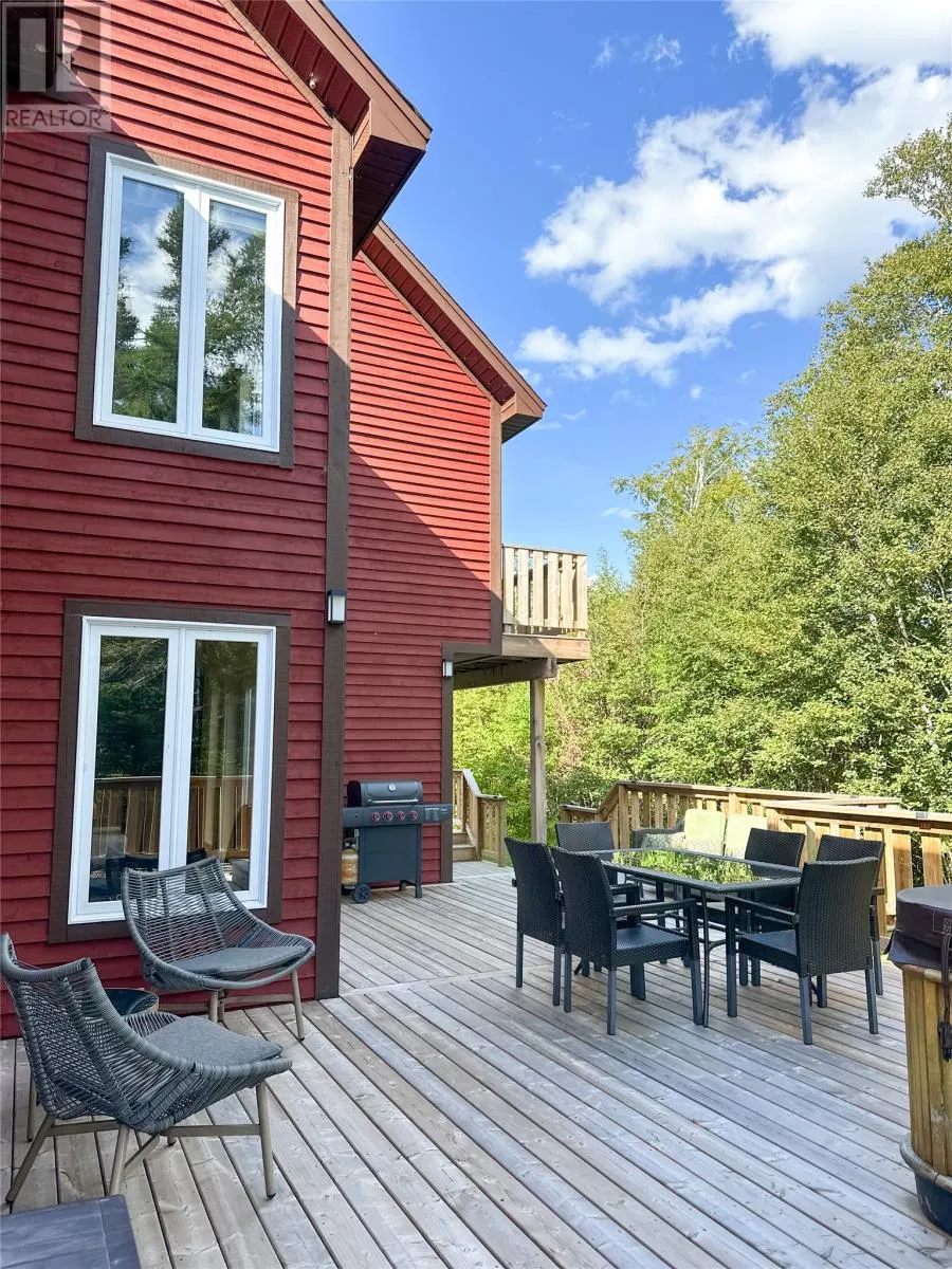 6 Poplar Place