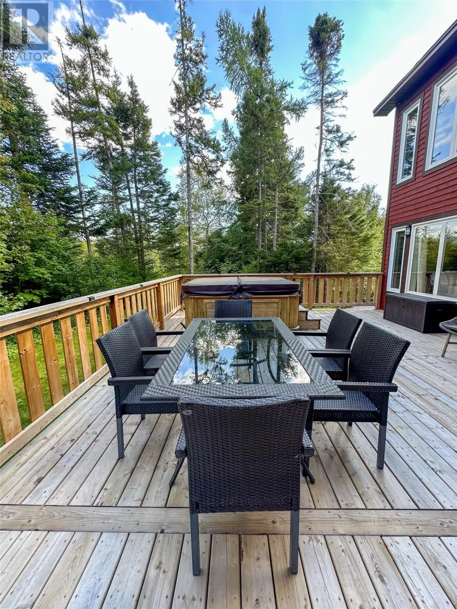 6 Poplar Place