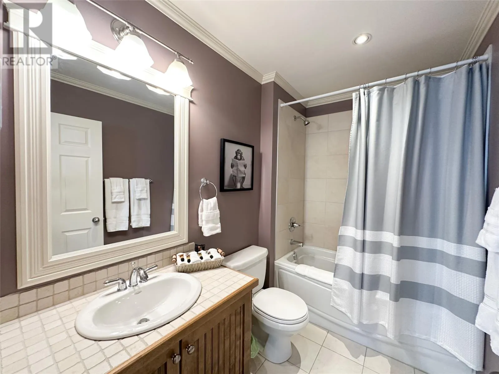 6 Poplar Place