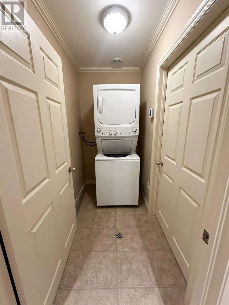 6 Poplar Place