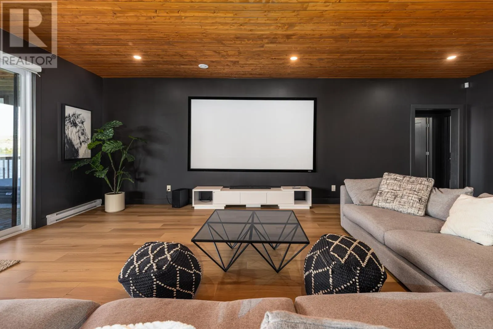 14 Youden Place