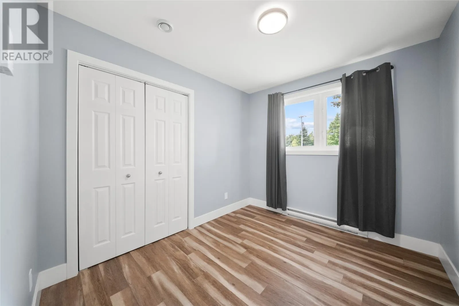 45 Smallwood Drive