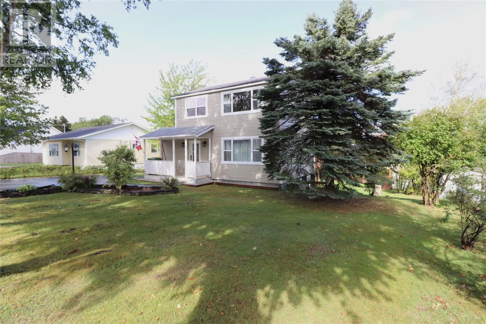 19 Elizabeth Avenue