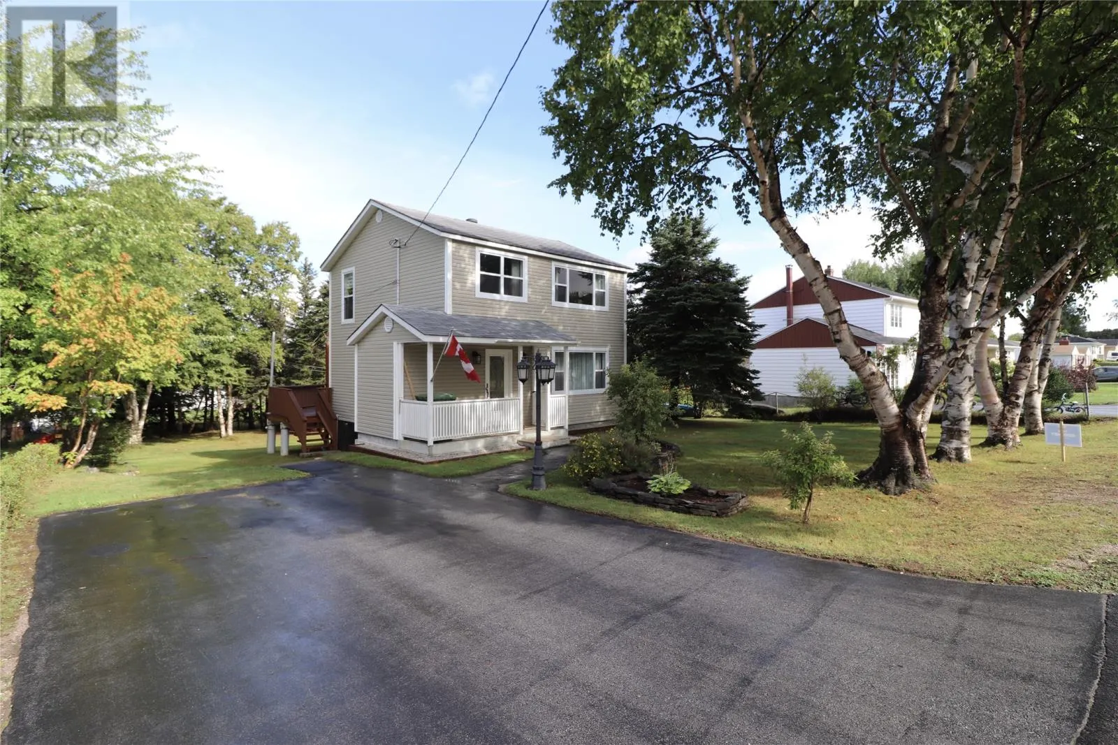 19 Elizabeth Avenue