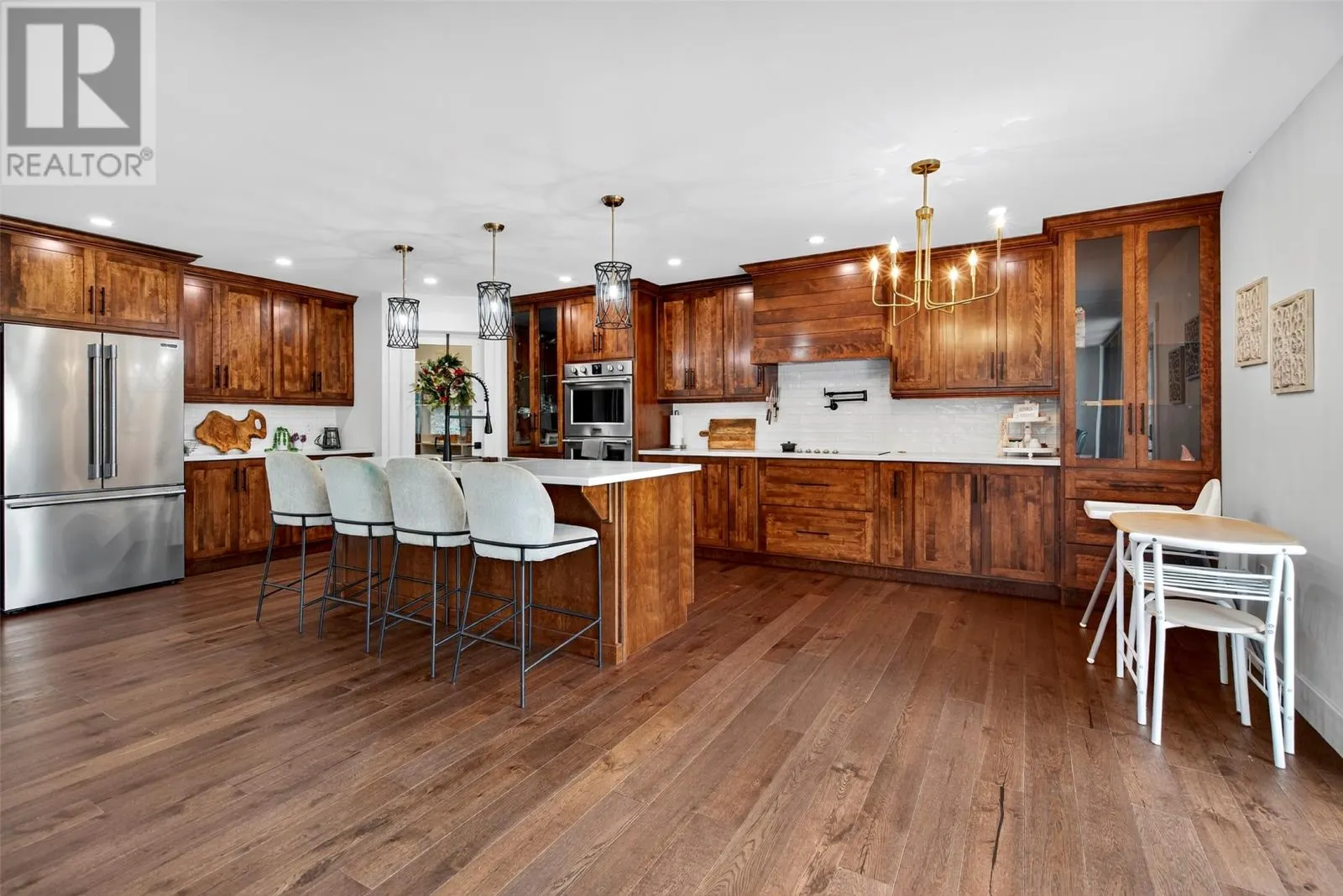 83 Freshwater Road