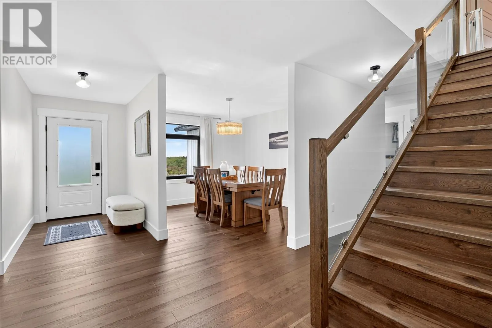 83 Freshwater Road