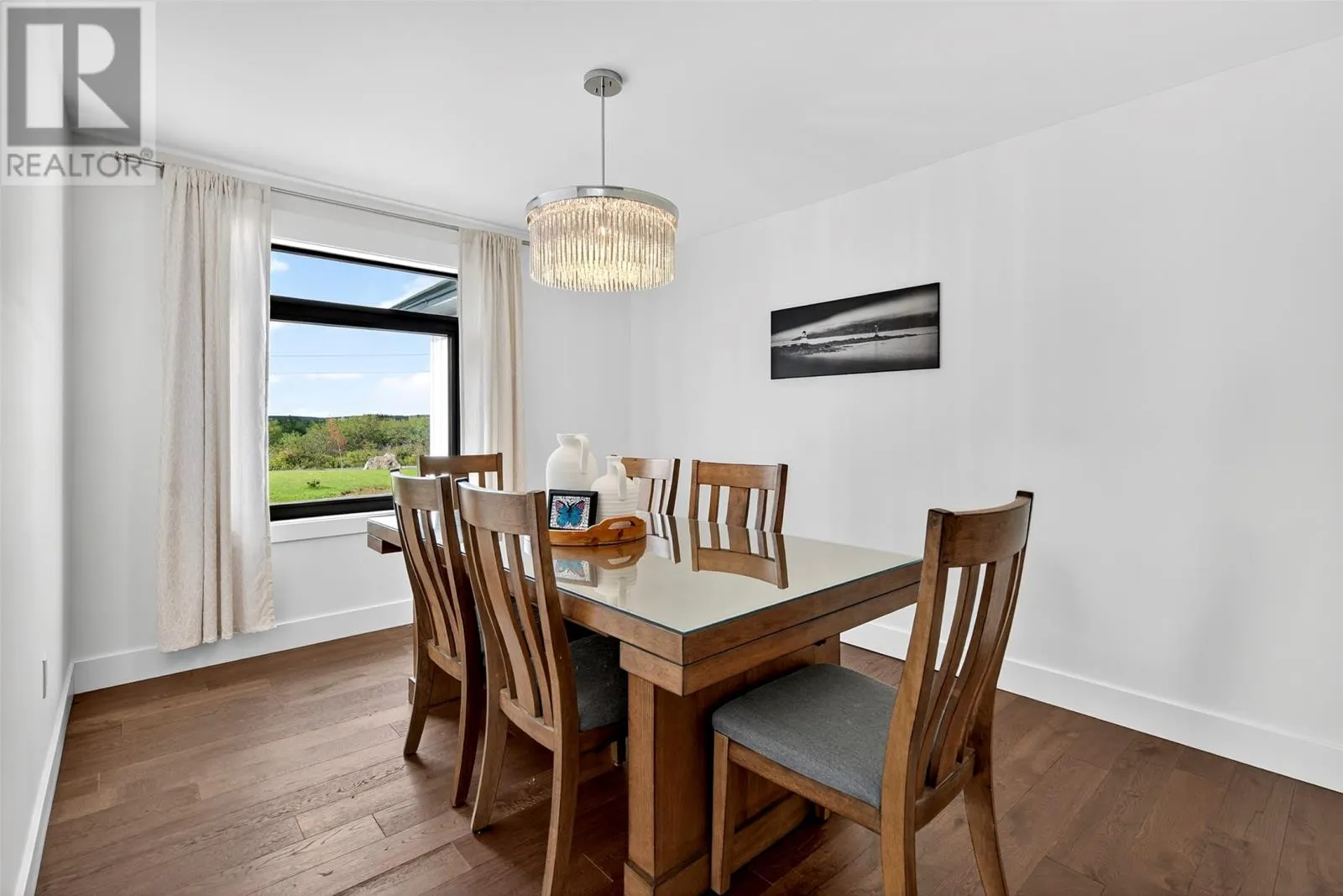 83 Freshwater Road