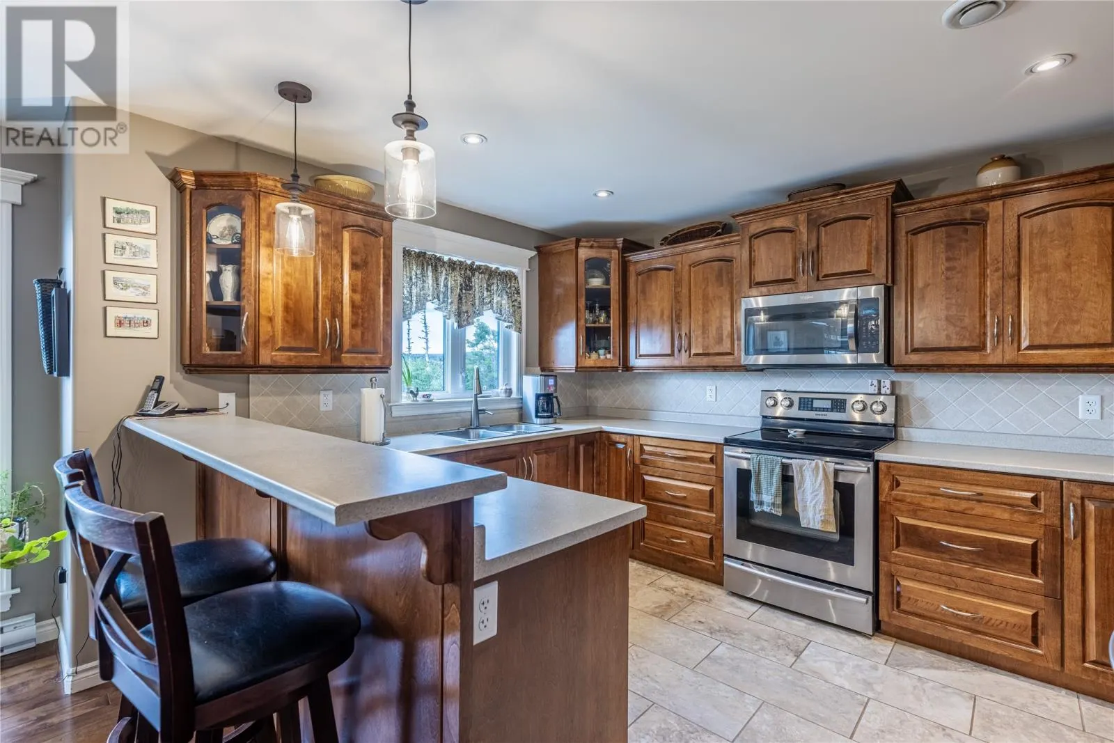6 Sprucewood Lane