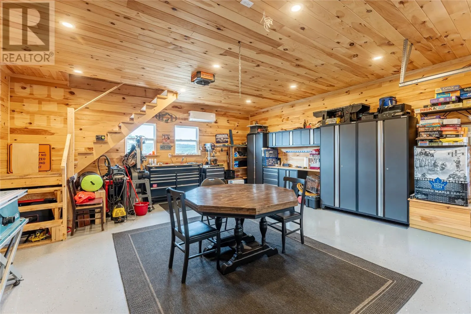 6 Sprucewood Lane