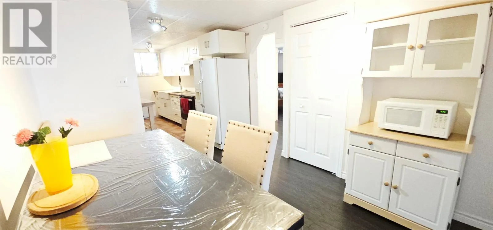 726 A & B Lakeside Drive