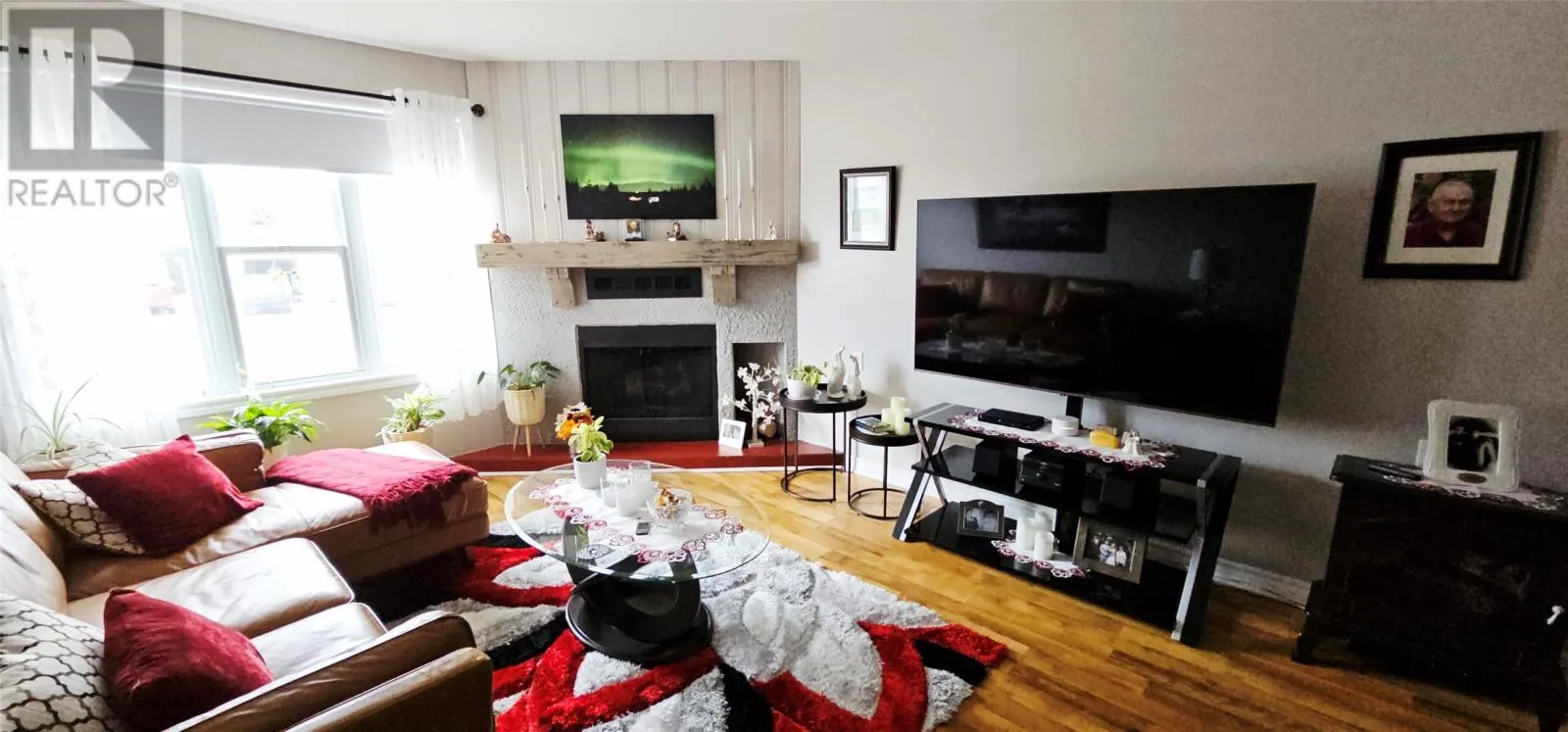 726 A & B Lakeside Drive