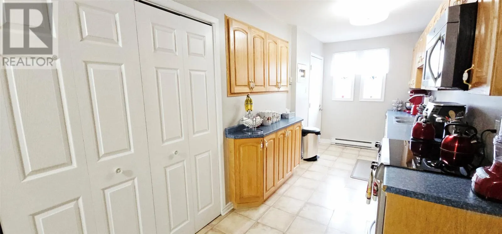 726 A & B Lakeside Drive