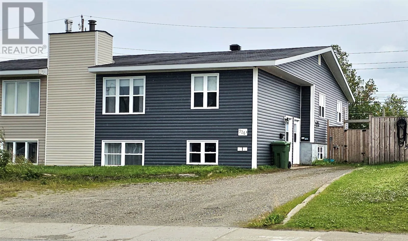726 A & B Lakeside Drive