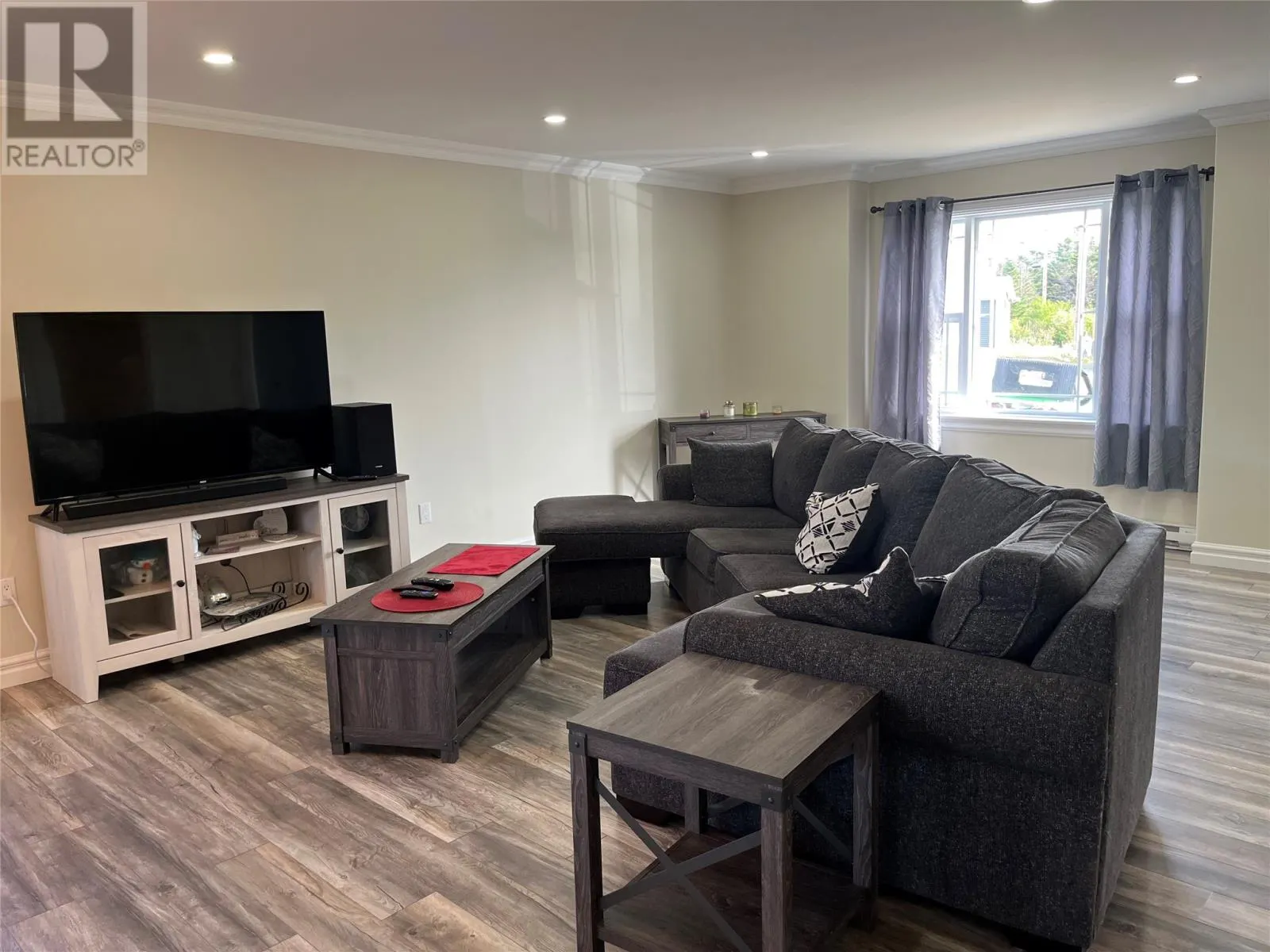 15 Adam Pardy Drive