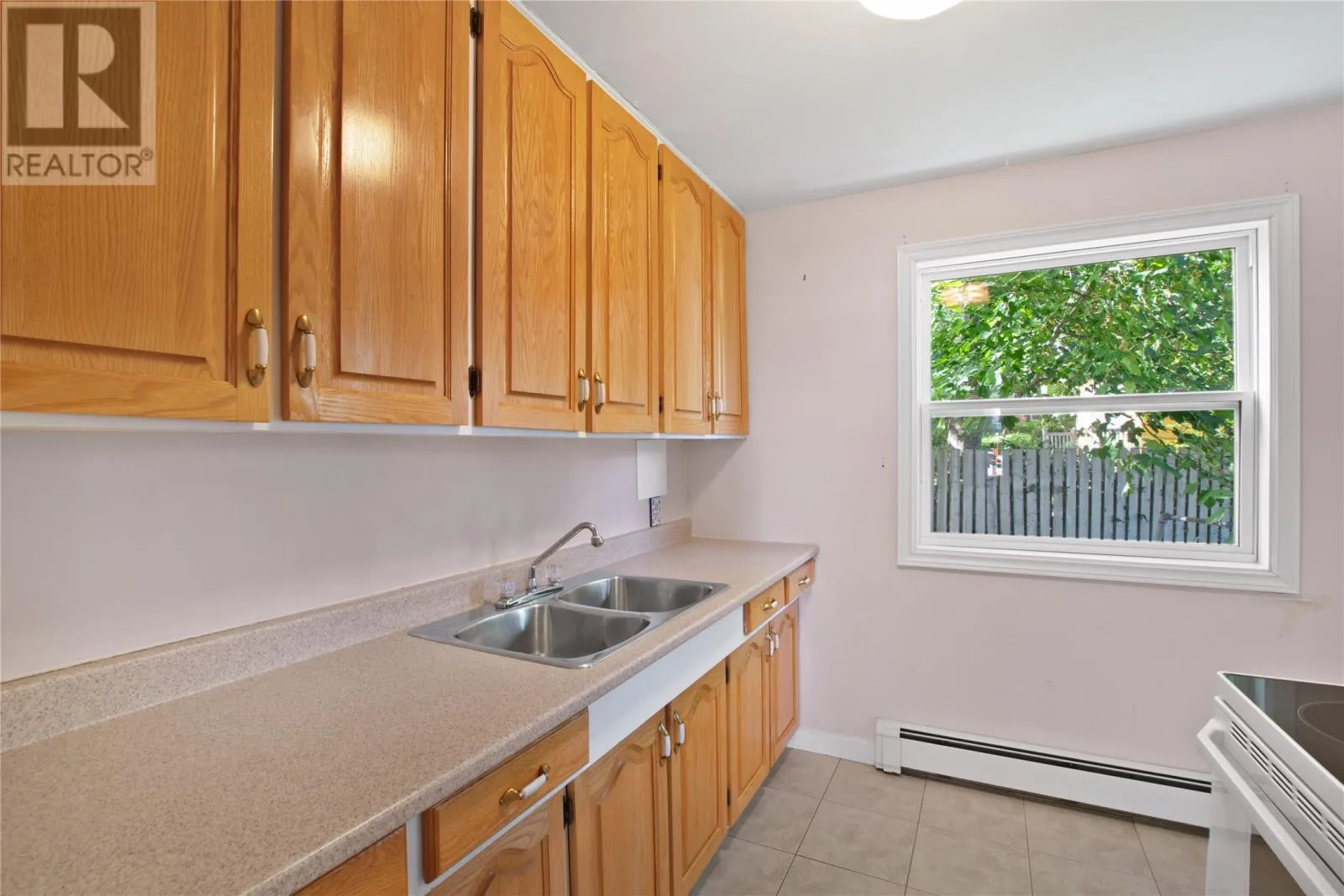 90 Allandale Place Unit#1, #1