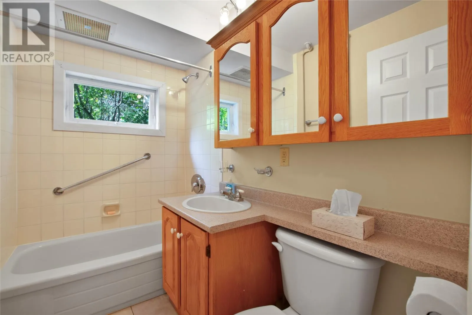 90 Allandale Place Unit#1, #1