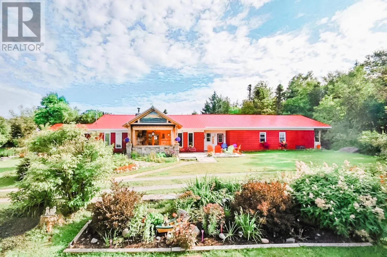 84 Pond Road