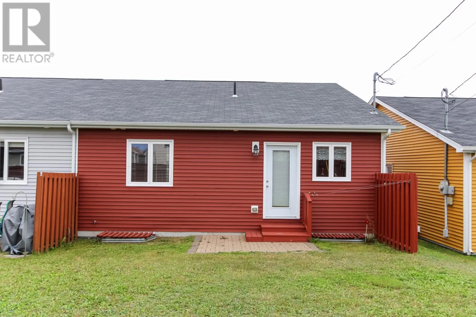 10 Triton Place