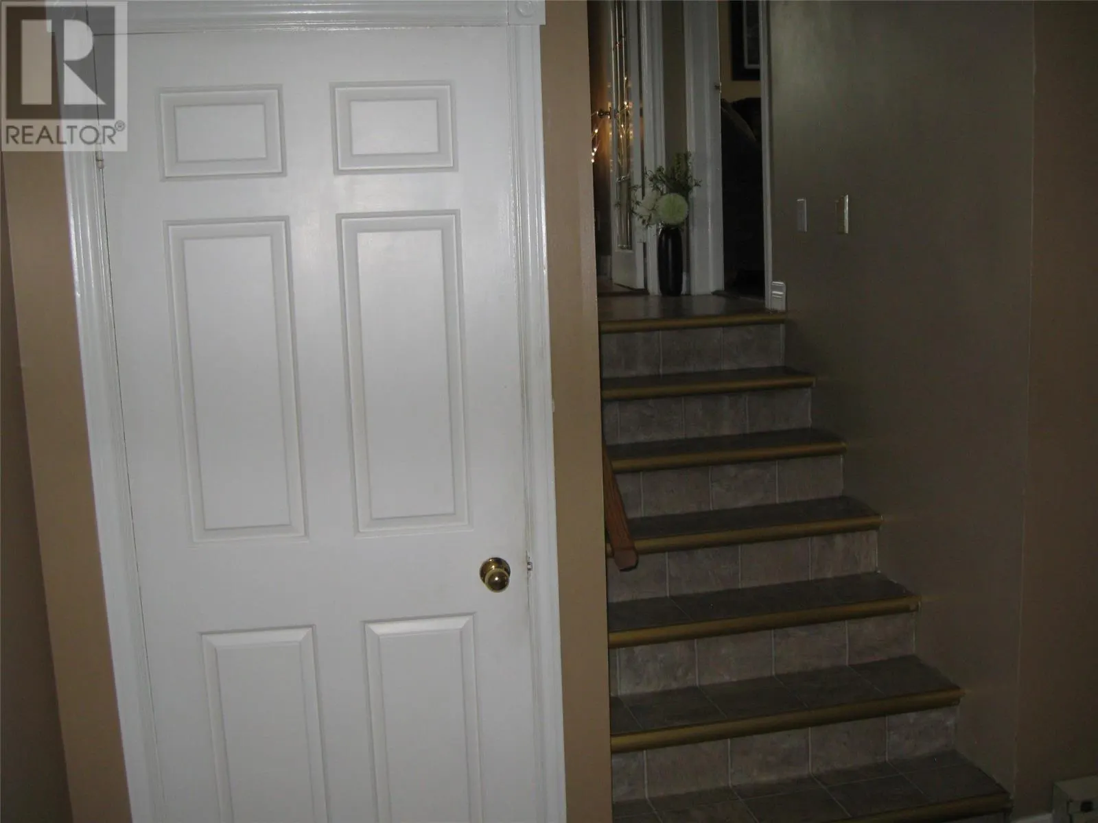 93 Forest Road