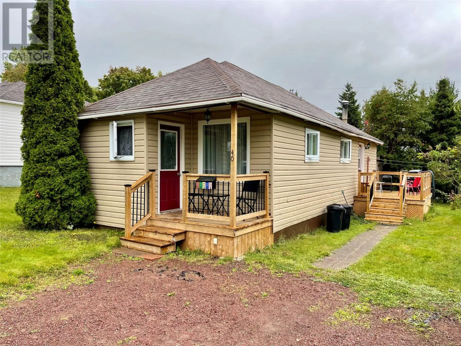 40 Riverview Road